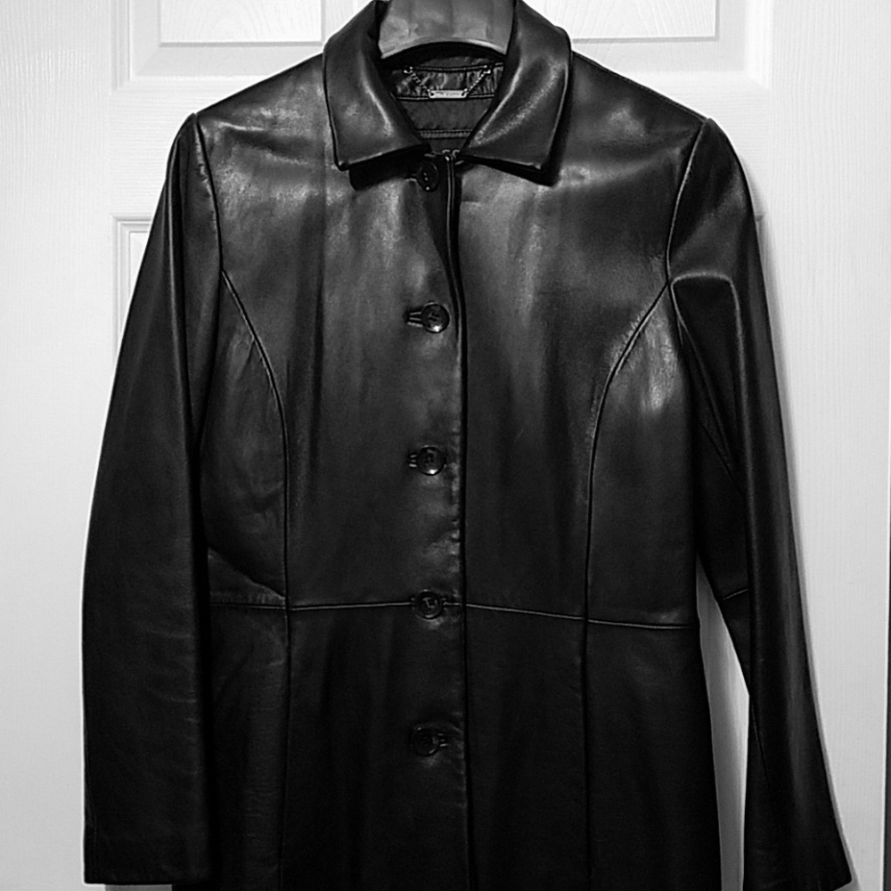 Womens 3/4 length (36") leather coat